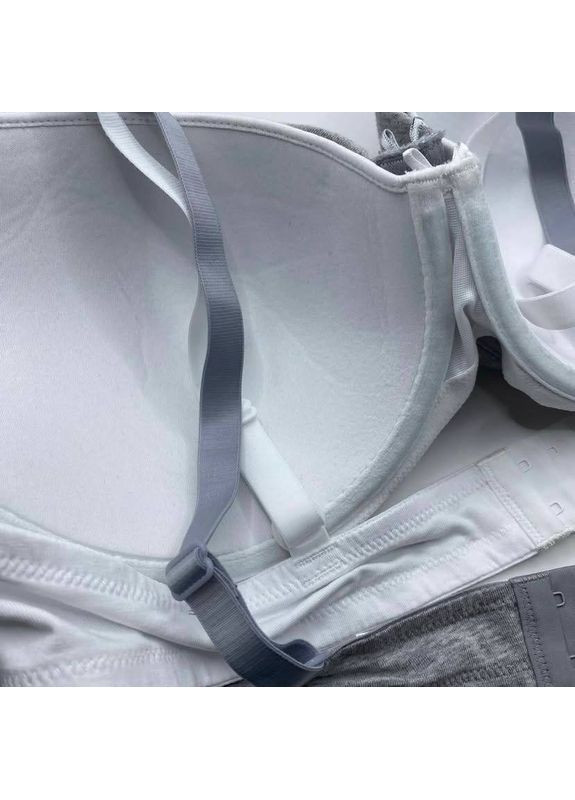 Білий бюстгальтер жіночий C&A з кісточками