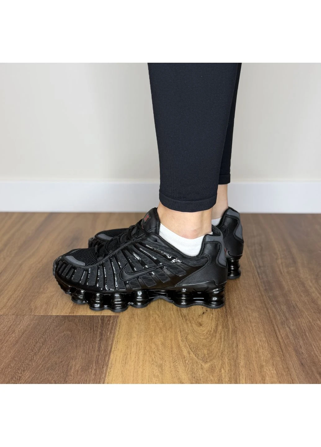 Чорні кросівки чоловічі nike shox tl black найк шокс тл чорні демісезон No Brand