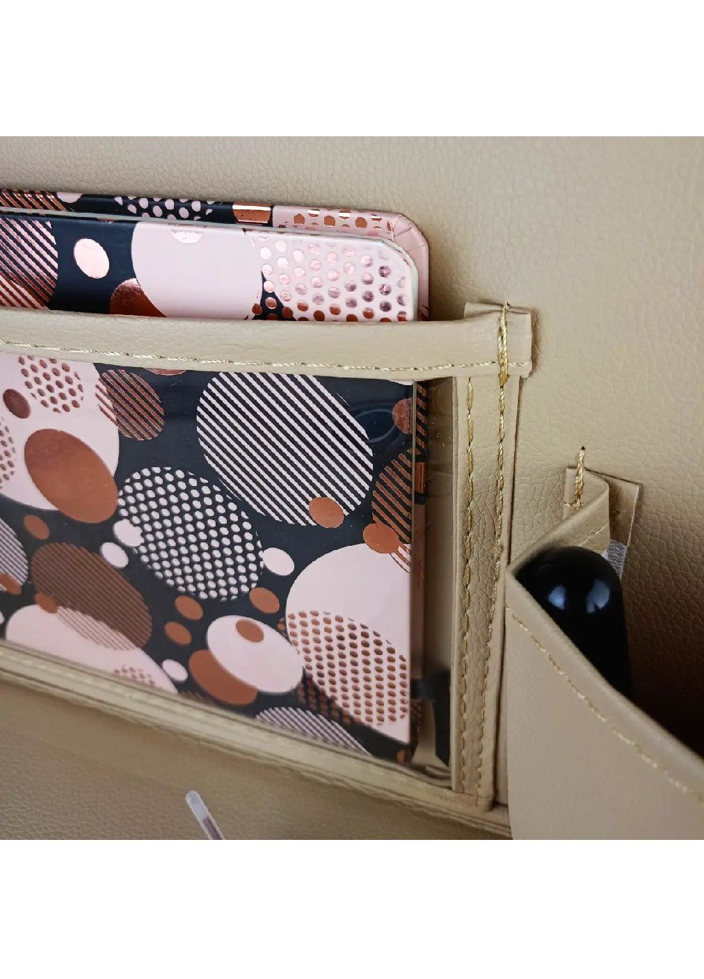 Автомобільний органайзер на спинку сидіння з ущільненим відкидним столиком екошкіра 63х47 см (476725-Prob) Бежевий Unbranded (289458319)