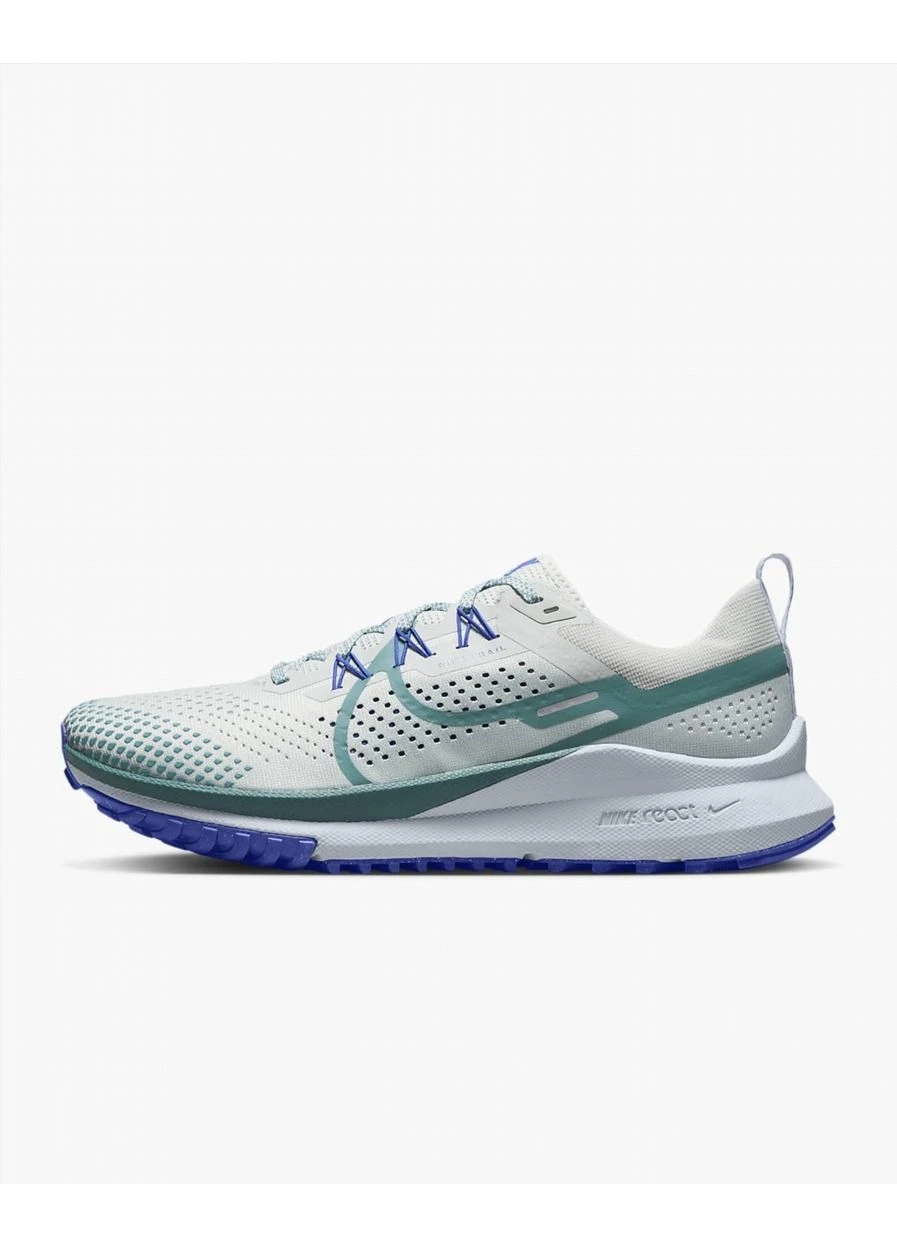 Білі кросівки react pegasus trail 4 white dj6158-005 демісезон Nike