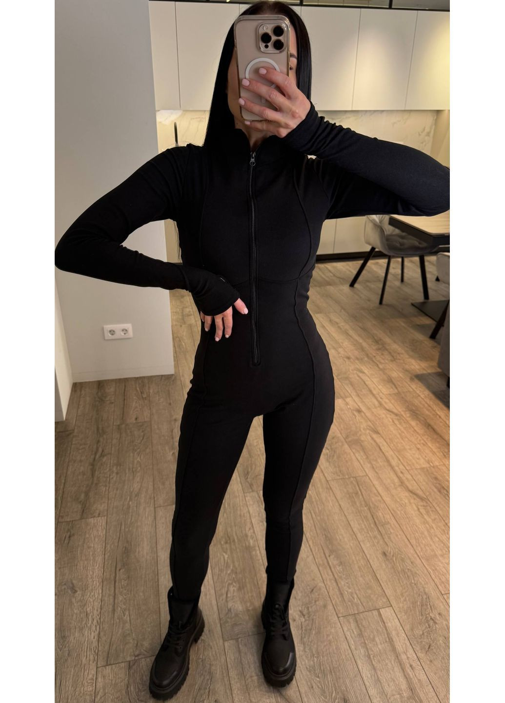 Комбінезон 361 термо,тканина пума,на блискавці з розрізом для пальчика Україна чорний