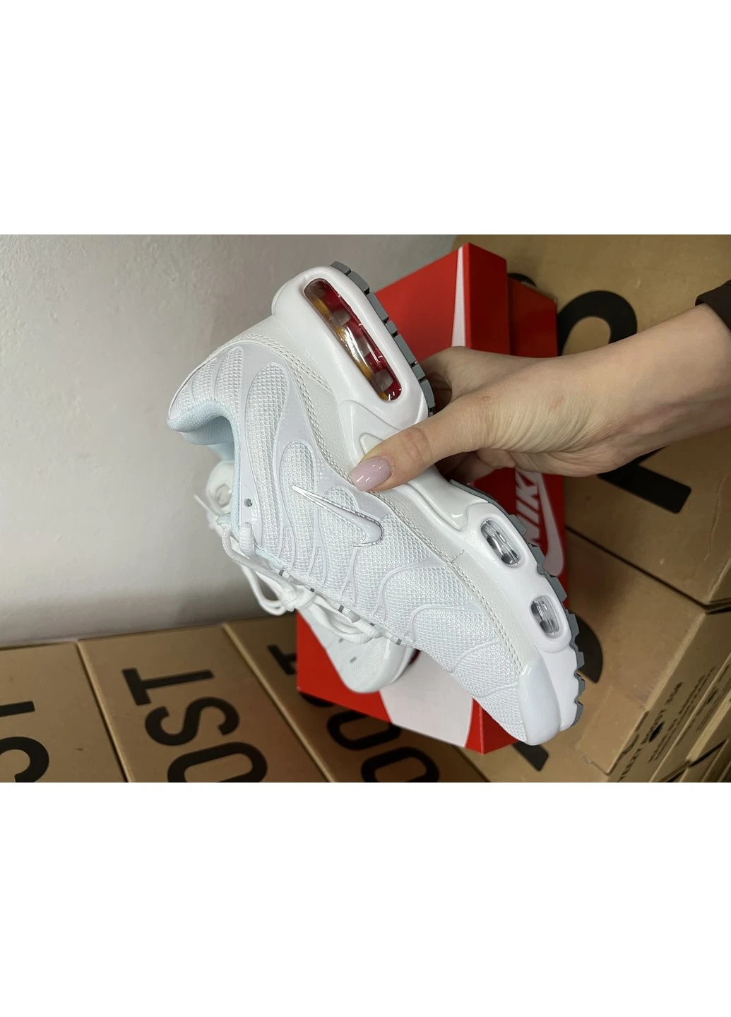 Білі літні кросівки nike tn plus triple white найк тн аір макс плюс No Brand