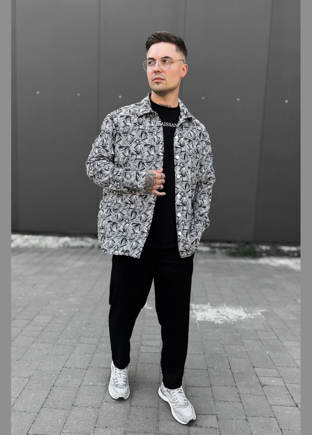 Черно-белая классическая, повседневный, кэжуал рубашка с цветами No Brand