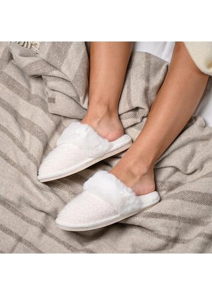 Молочные шлепанцы домашние меховые Vira