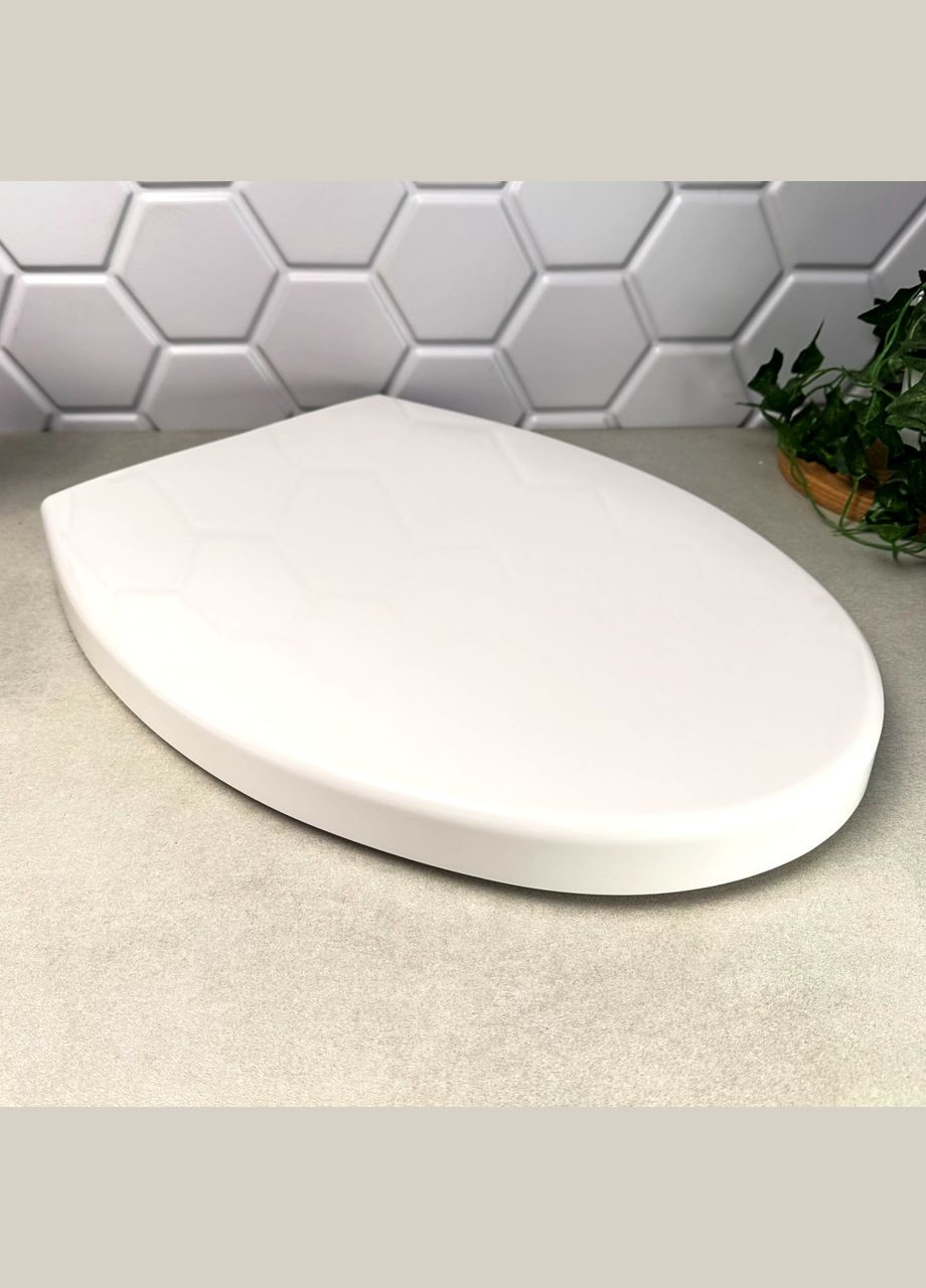 Белая твердая крышка-сиденье для унитаза с крышкой (металлические крепления) IVA/Senator СД Sydanit (317268595)