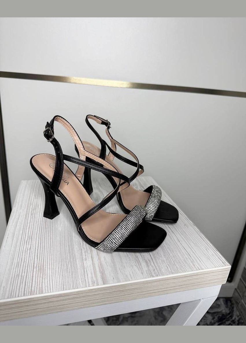 Черные эффектные женские босоножки No Brand