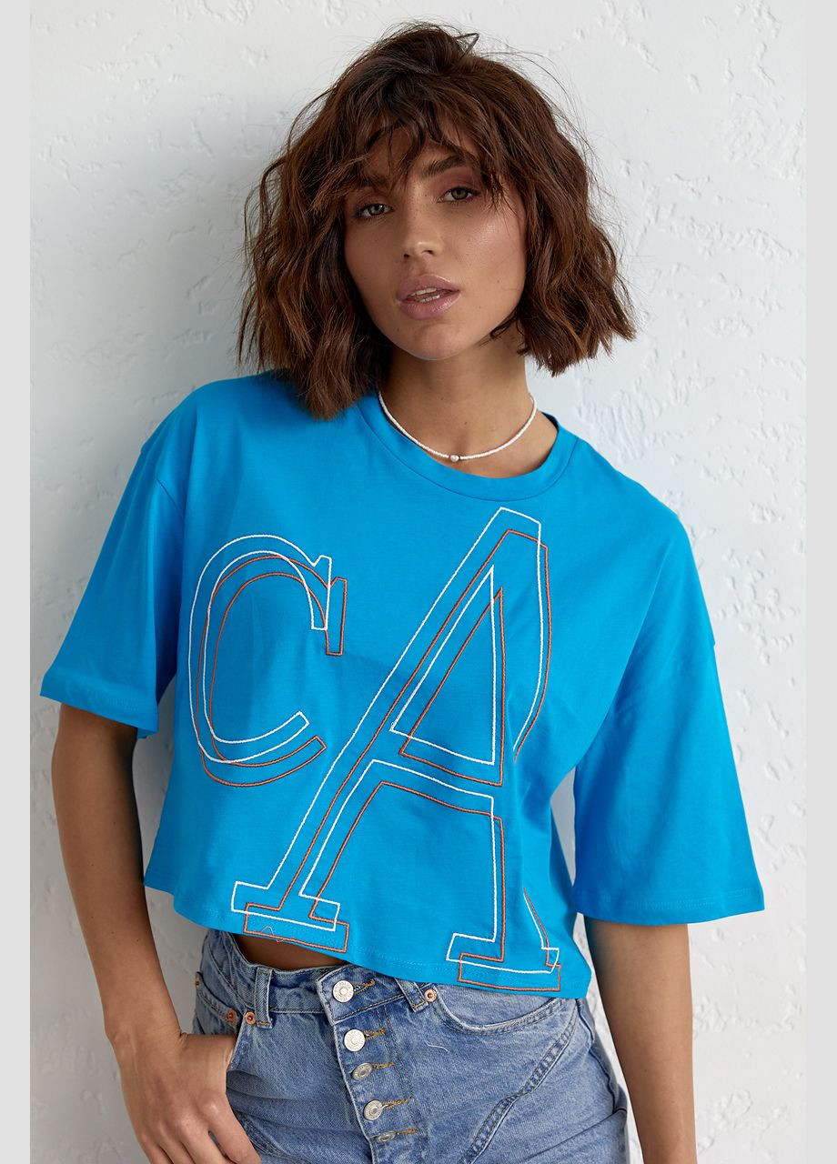 Синя літня укорочена жіноча футболка з вишитими літерами 2361 з коротким рукавом Lurex