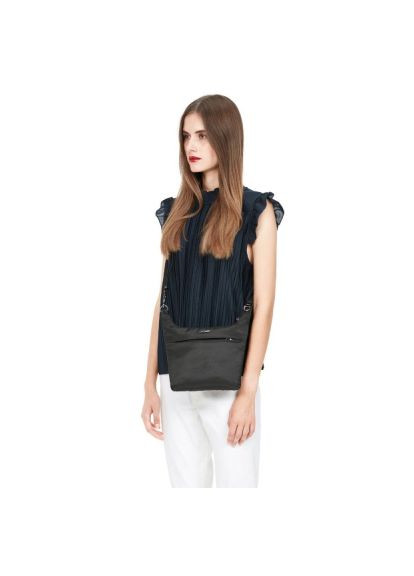 Сумка Cruise on the go Crossbody Черная (20705100) Pacsafe Cruise on the go Crossbody Чорна (366105341)