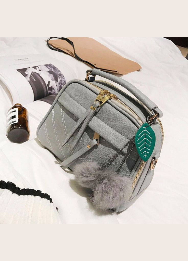 Мини сумочка с меховым брелоком Brettani (336552300)