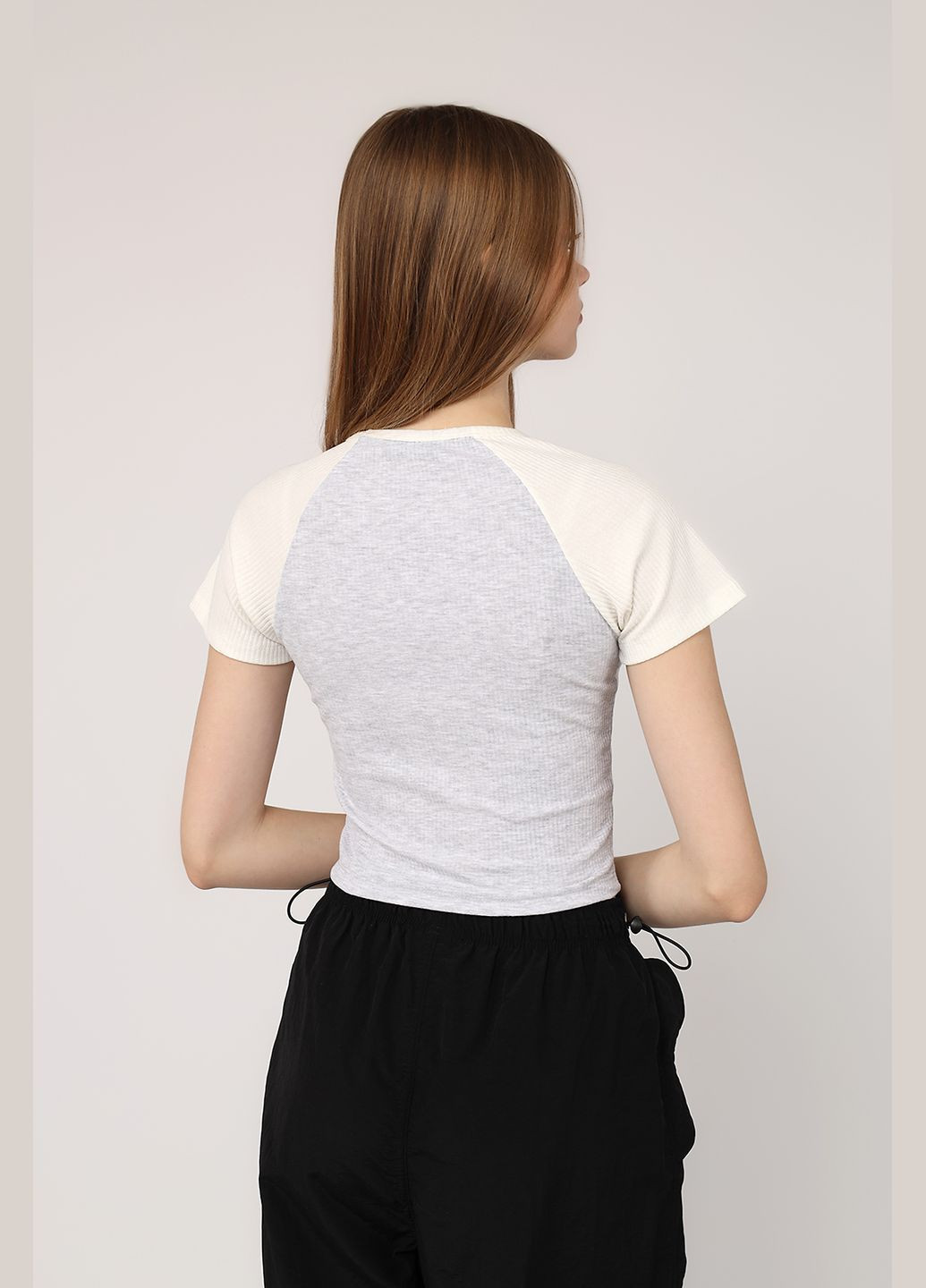 Футболка з коротким рукавом жіноча колір світло-сірий CB-00275576 Divon - (330357933)