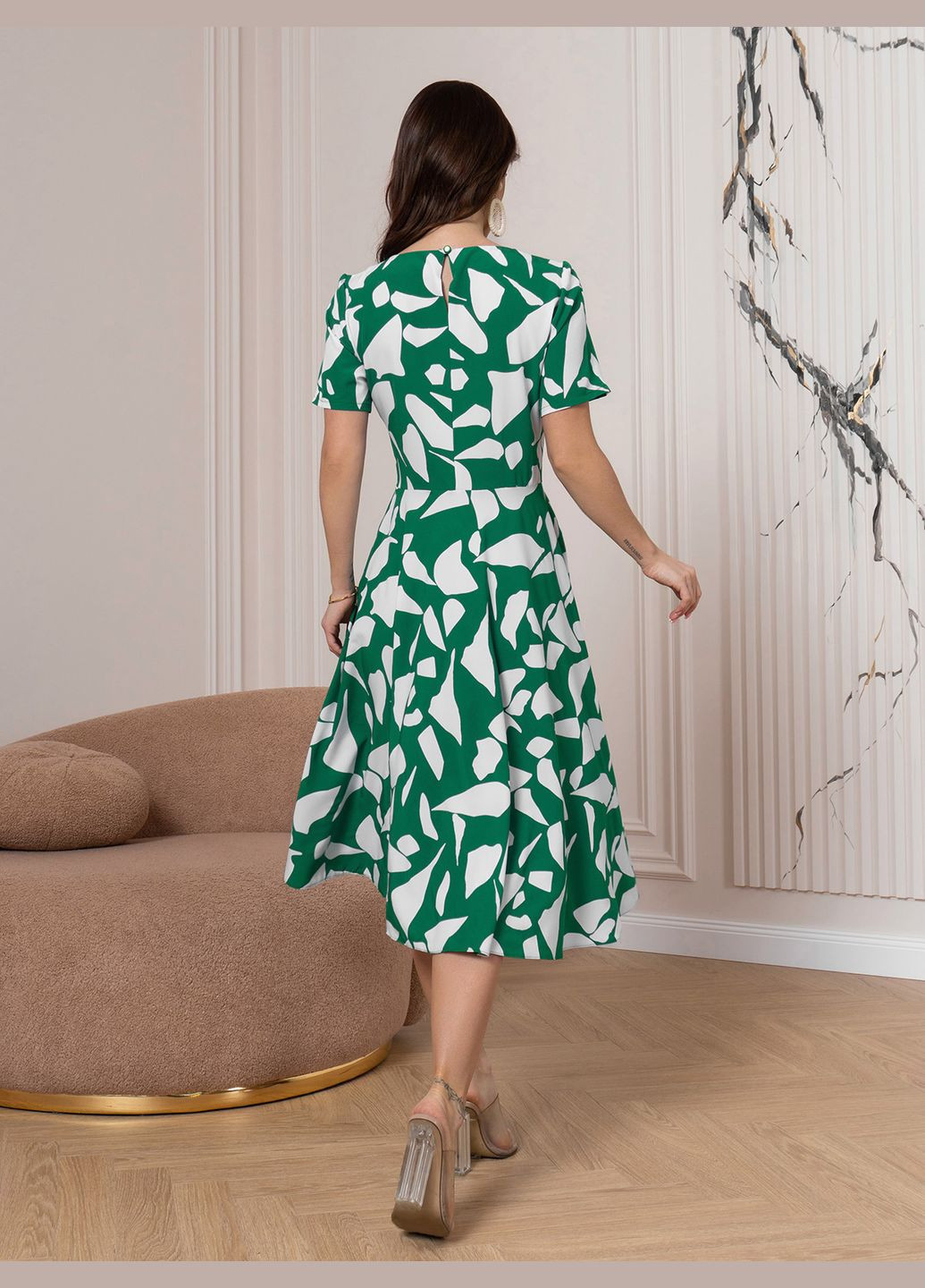 Зеленое повседневный платья ISSA PLUS с абстрактным узором