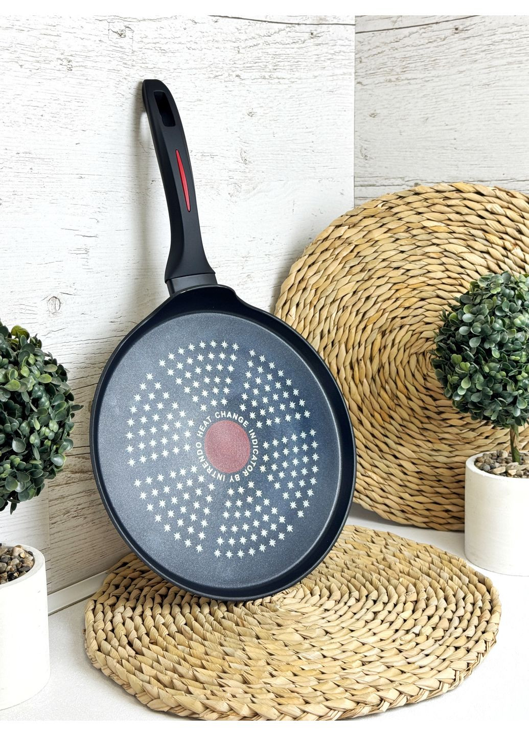 Сковорода для млинців 28 см Black Space IN2028BS Intrendo (365751035)