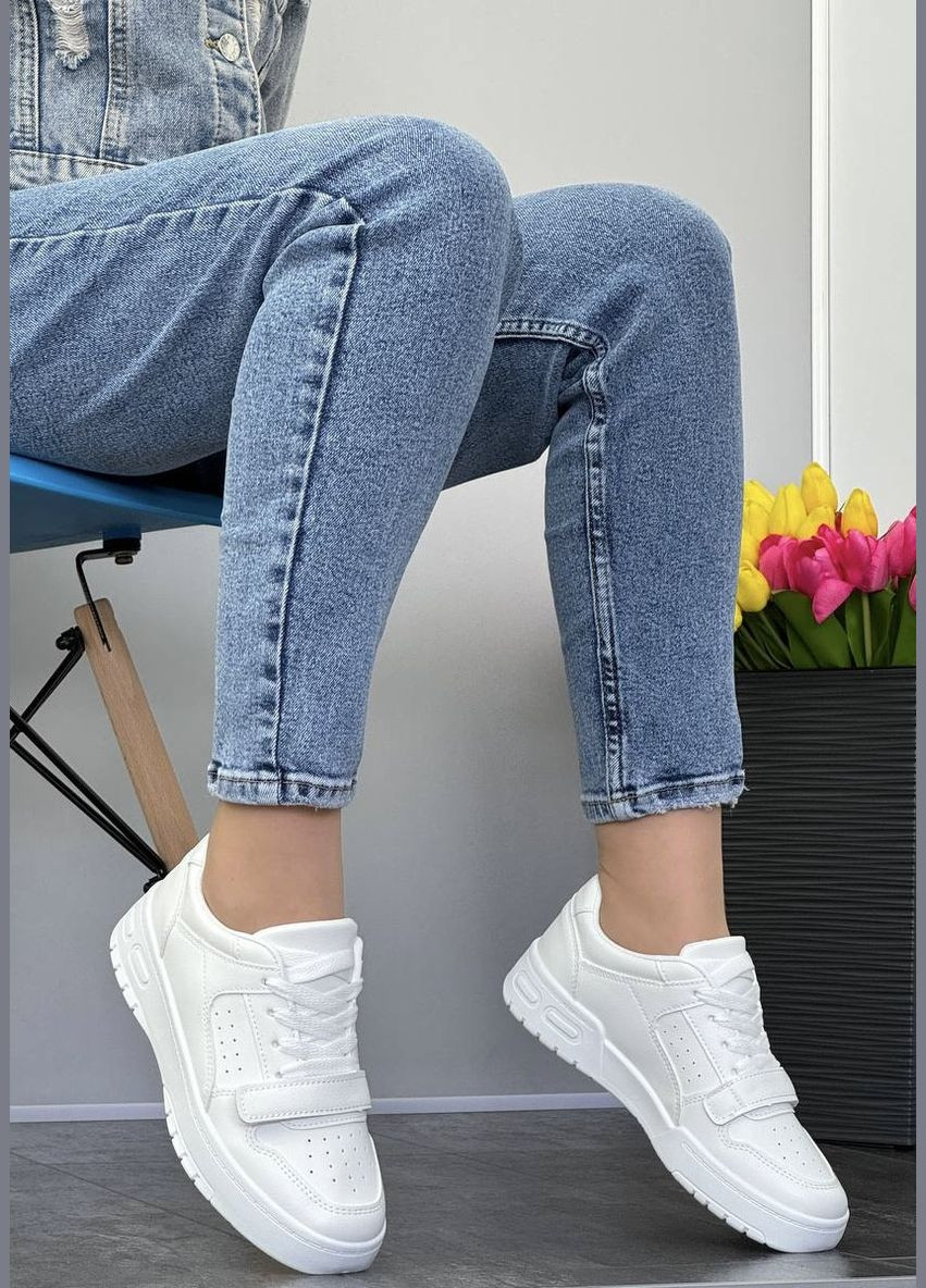 Жіночі молодіжні кросівки 1297 Білі No Brand білі демісезони (322874023)