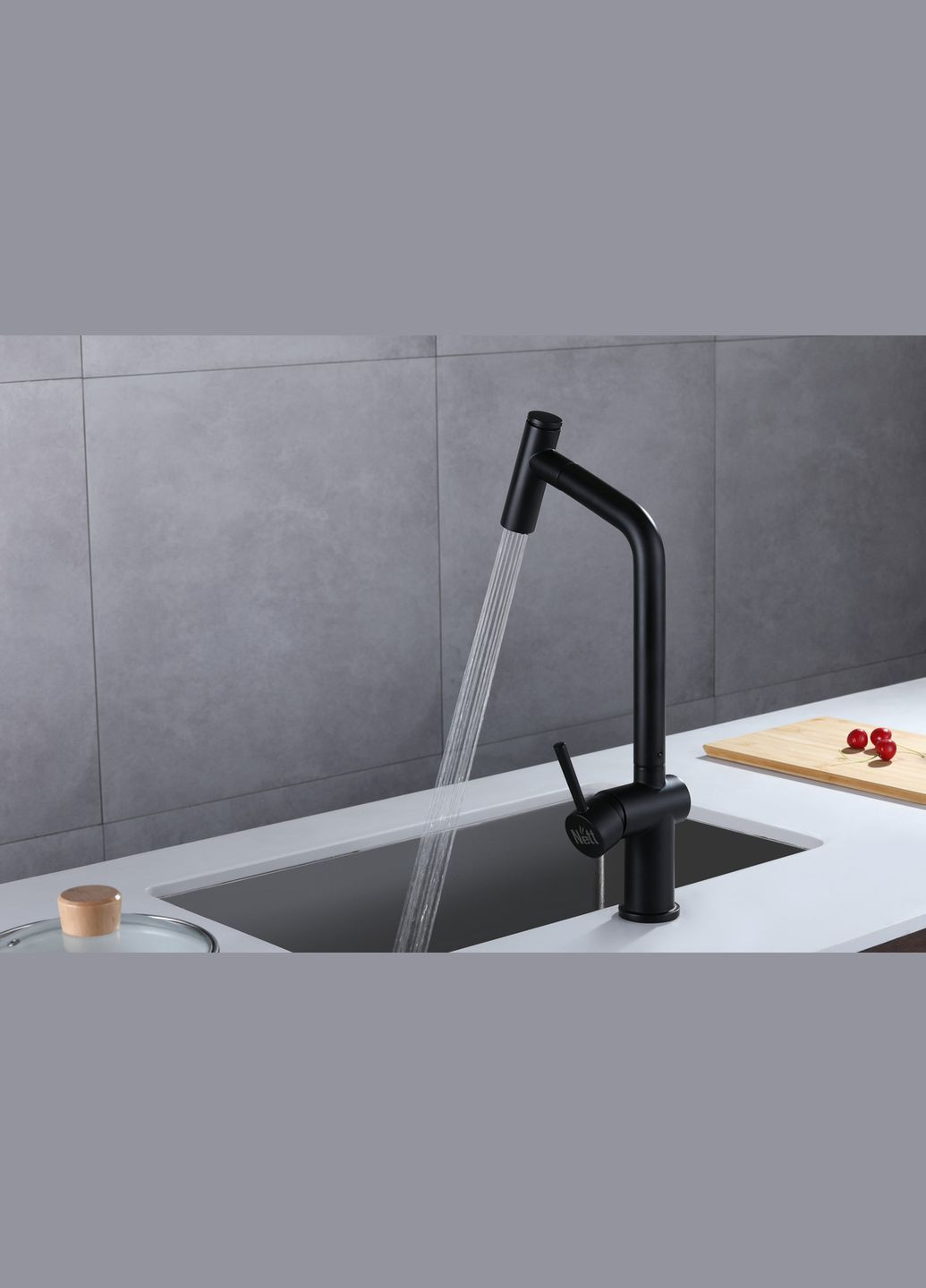 Черный смеситель для кухни с выдвижным изливом FBB-44 Nett (336935163)