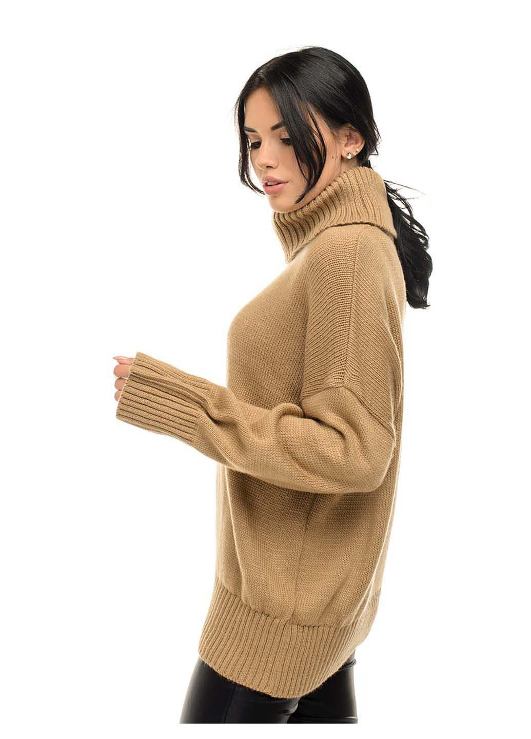 Бежевый демисезонный свитер женский SVTR