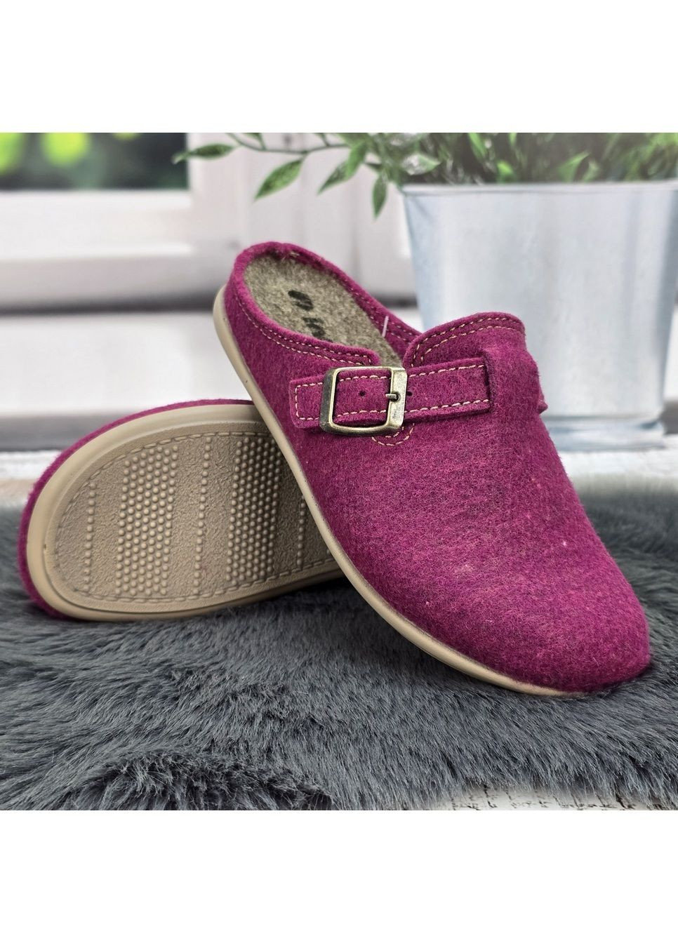 Тапочки жіночі світло-сині фетрові з ремінцем на поліуретановій підошві Inblu (366144521)