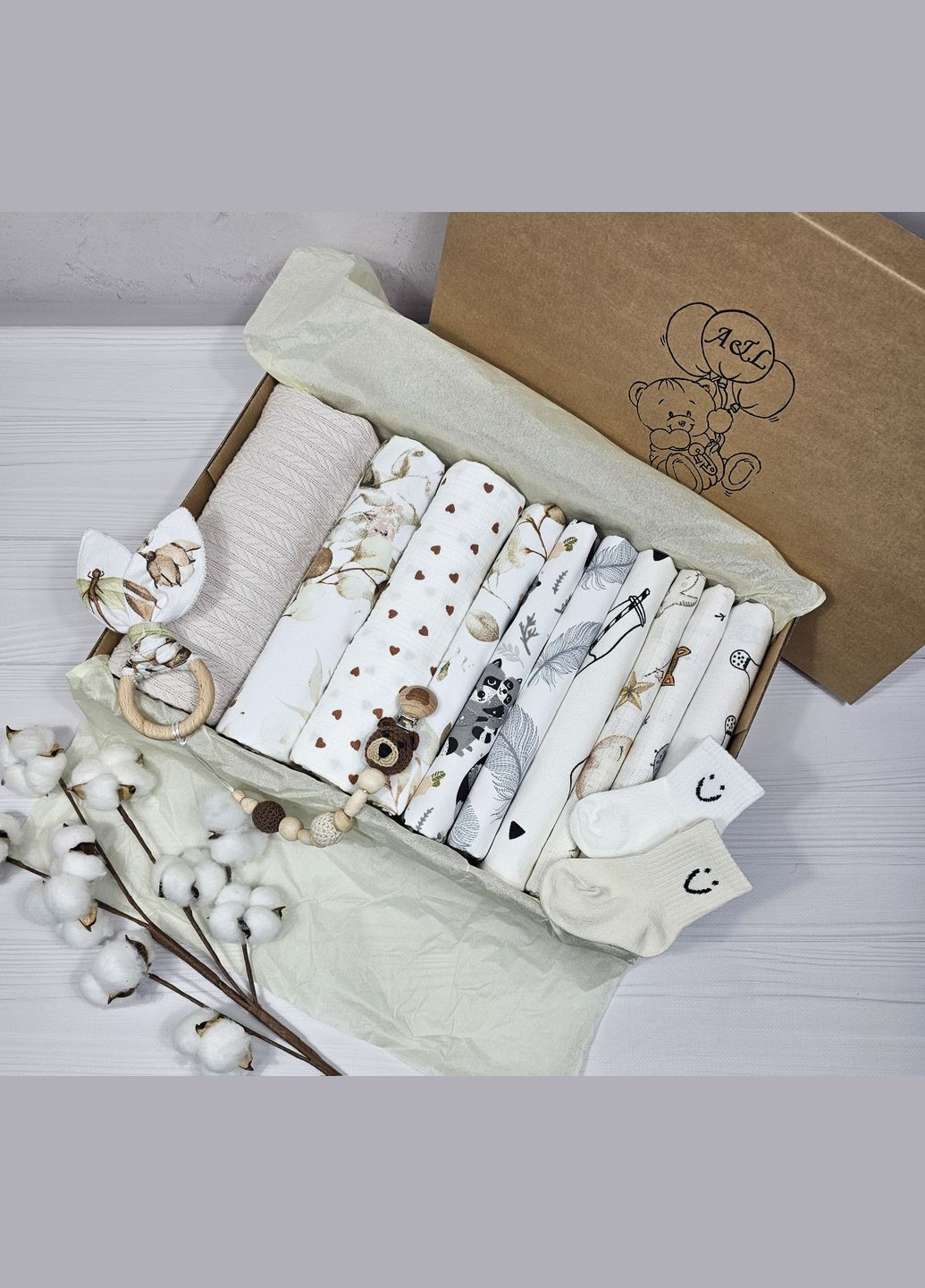 Набор для новорожденного: плед, пеленки и грызунок a.l.babybox Хлопок No Brand (336375033)