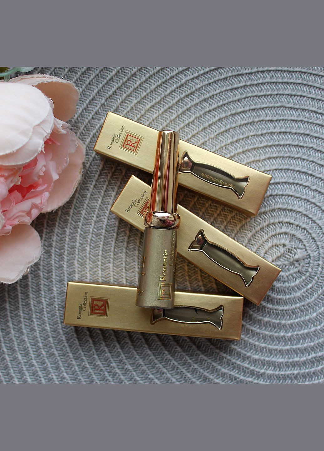 Рідкі тіні для повік Romantic Collection № 10 No Brand (308249830)