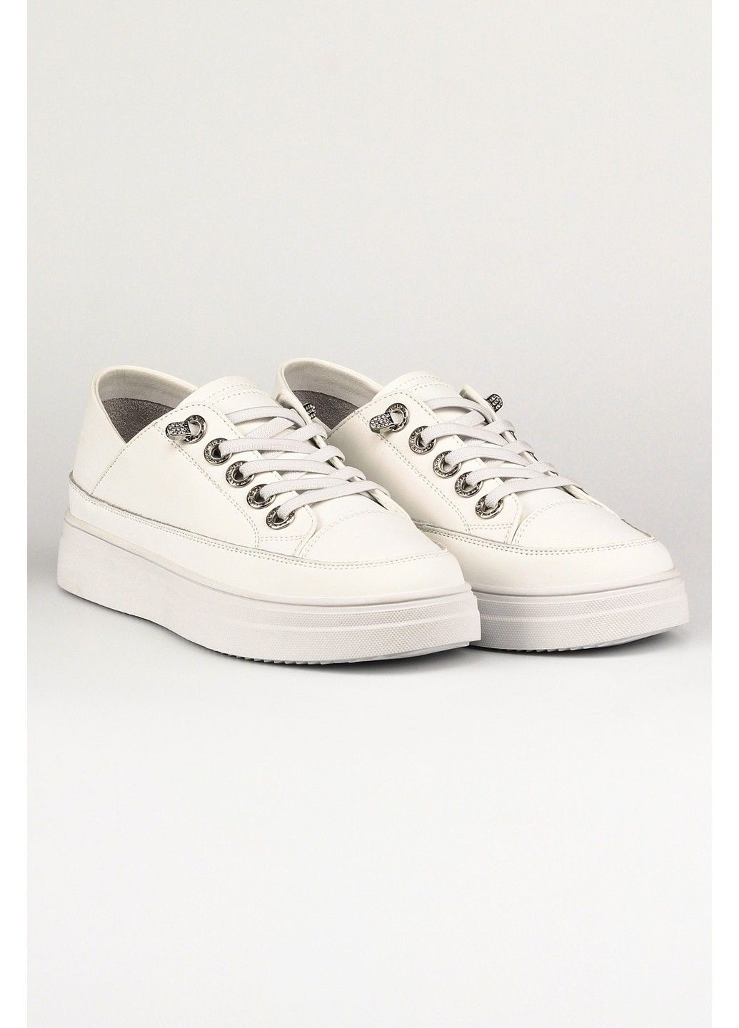Белые демисезонные женские кроссовки 1100186 Buts