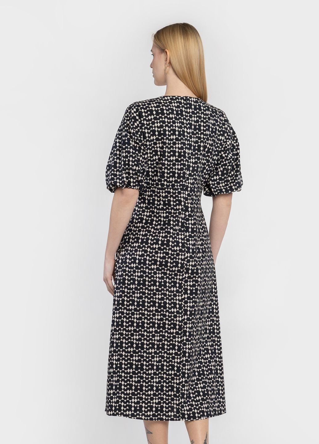 Чорна кежуал сукня жіноча чорна Arber