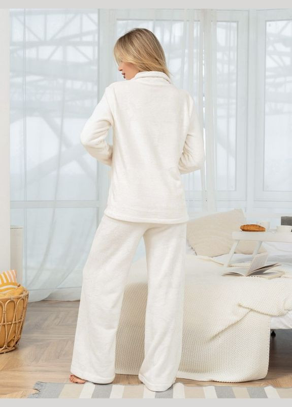 Молочная зимняя махровая молочная пижама на пуговицах ISSA PLUS