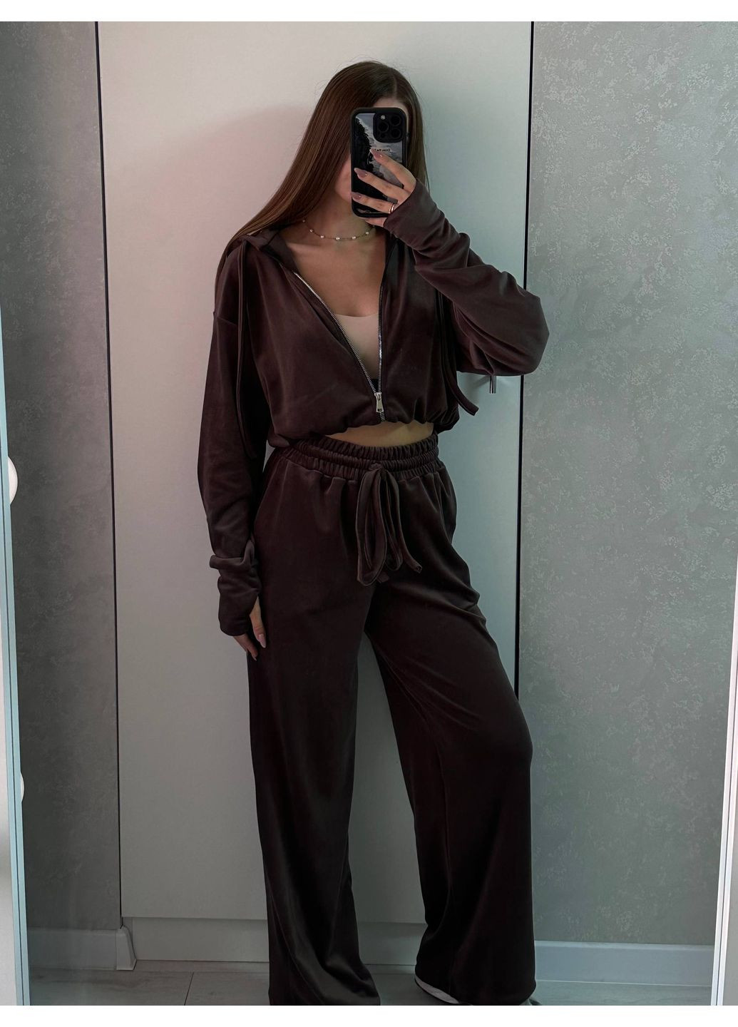 Велюровий костюм із капюшоном та вирізами для пальців на рукавах | Заміри в описі DK/DL Мода без кордонів (361929499)