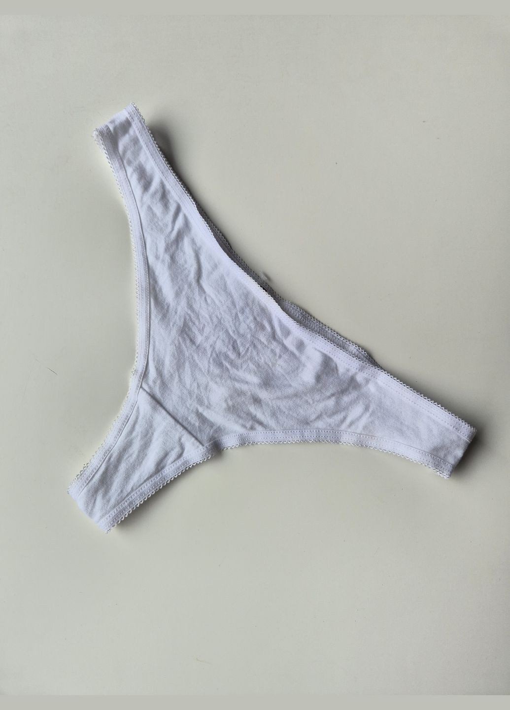 Трусики стринги женские однотонные New Look (322415924)