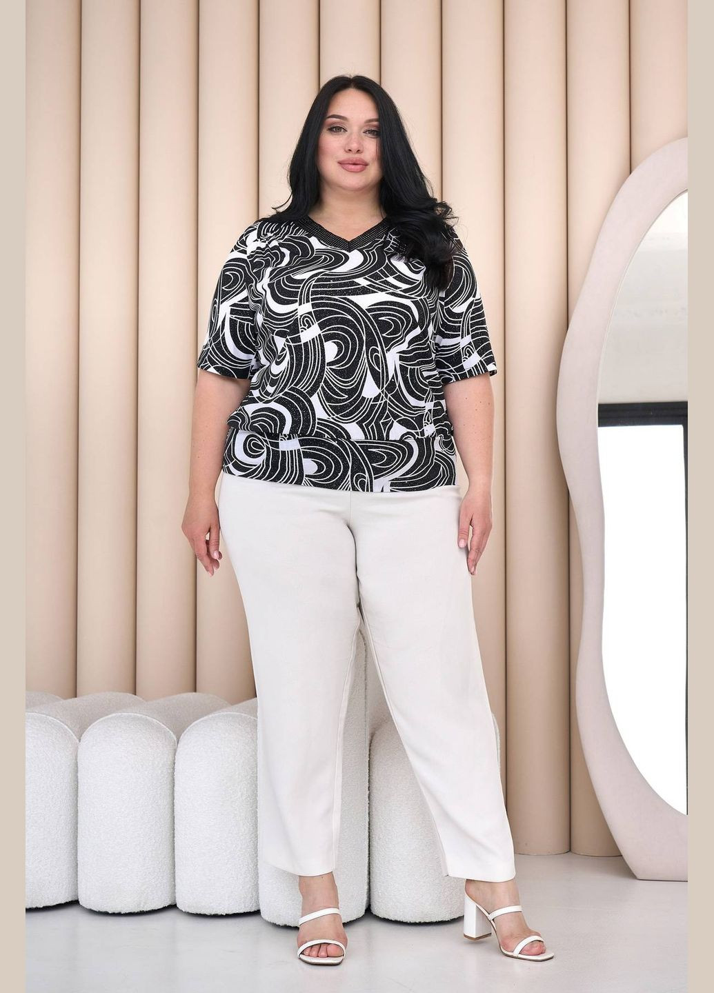 Чорно-біла блуза з декором стів чорно-біла (хвилі) Tatiana