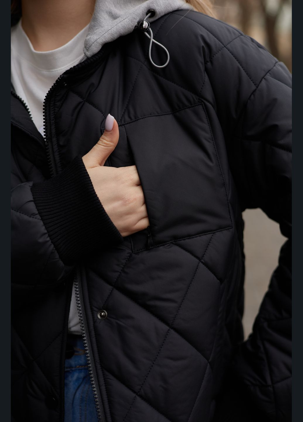 Черная демисезонная женская демисезонная куртка бомбер «city mood» 951752 Lusskiri