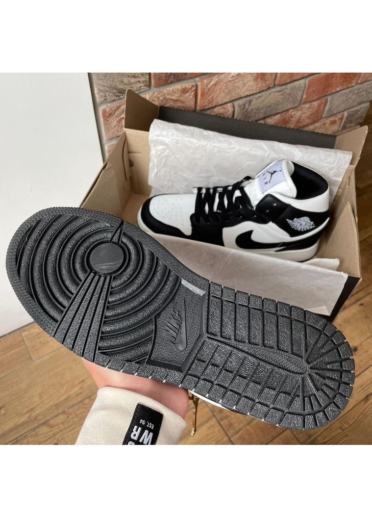 Черные демисезонные кроссовки мужские nike air jordan 1 retro mid black white 2.0 найк аир джордан No Brand