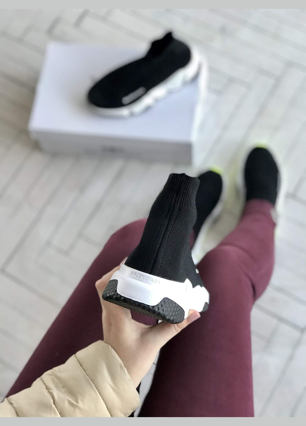 Кроссовки женские и мужские Balenciaga Speed Trainer black white | Баленсиага Спид Трейнер черно-белые No Brand чёрно-белые лето (307397782)