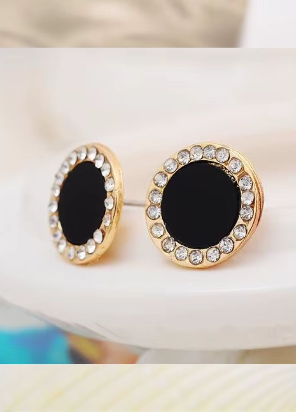 Сережки жіночі гвоздики круги з камінцями по краях No Brand (323017297)