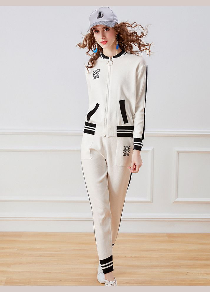 Женский трикотажный демисезонный костюм LE-21-2 Белый Number Nine (256870086)