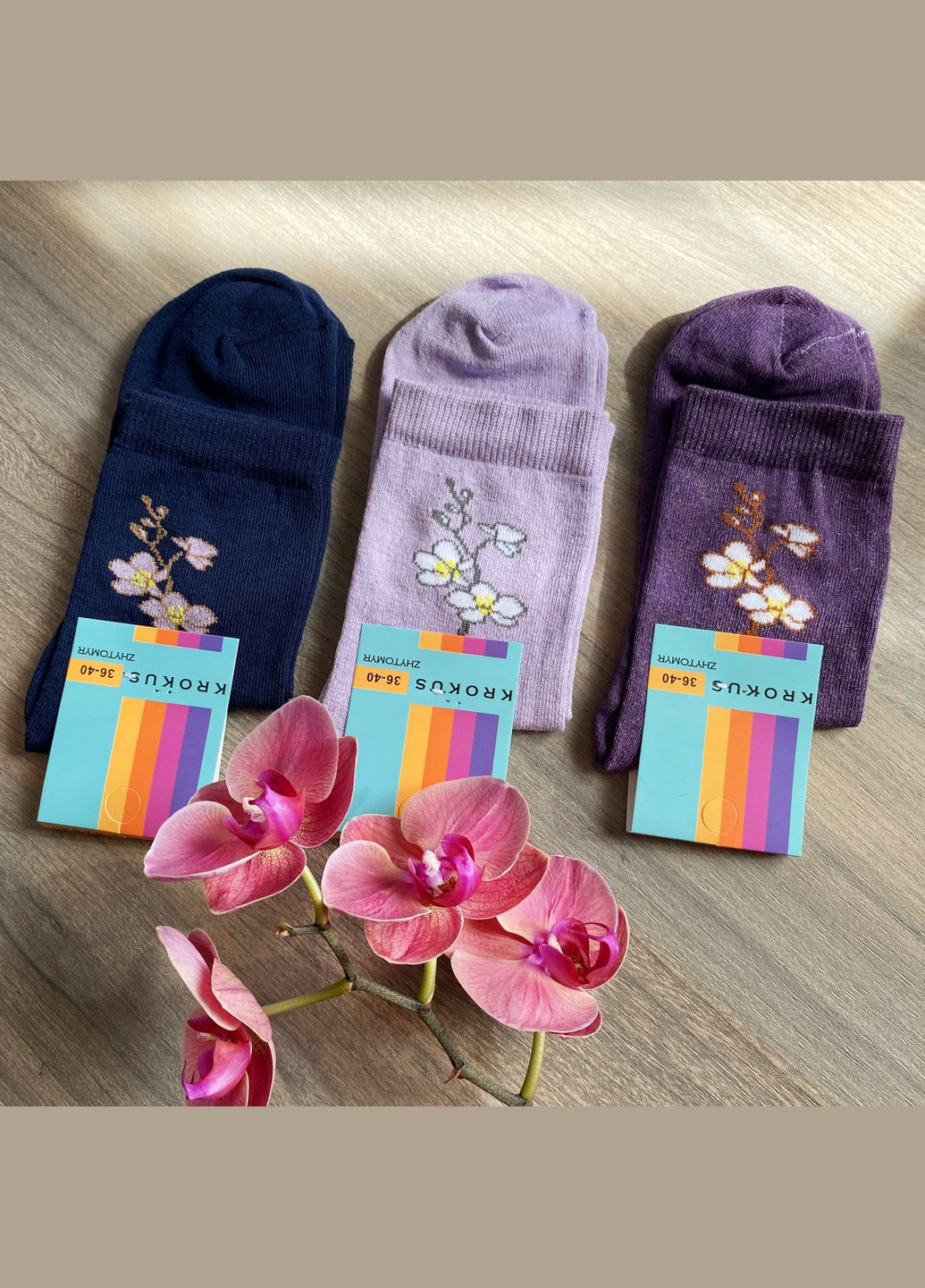Комбіновані шкарпетки жіночі, високі. орхідея. комплект з 3х пар. колір: кольоровий мікс. Крокус квіткові (336948566)