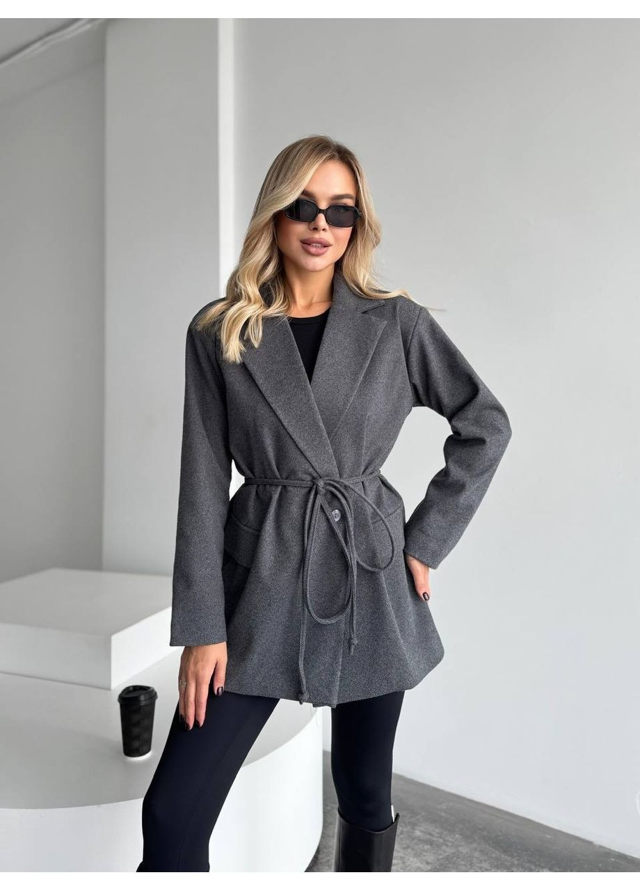 Серый женский женский пиджак с плечиками серого цвета 35222 No Brand однотонный - демисезонный