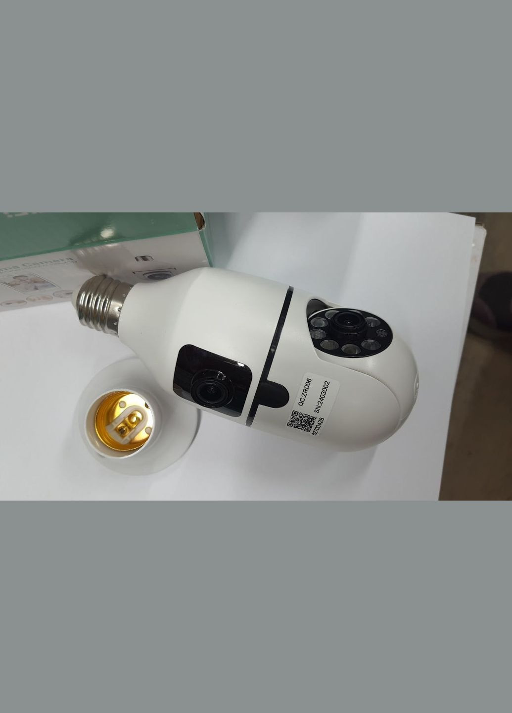 Панорамна бездротова камера відеоспостереження IP камера-лампочка QC-ZR006 WiFi камера в патрон E27 White OEM (329694937)