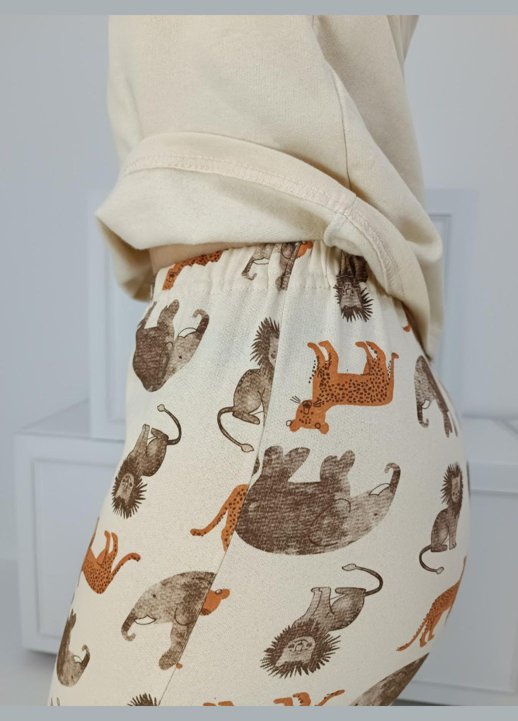Молочна зимня піжама жіноча принт - animals (фліс з начосом) 44-46 молочна (95244383-1) Triko