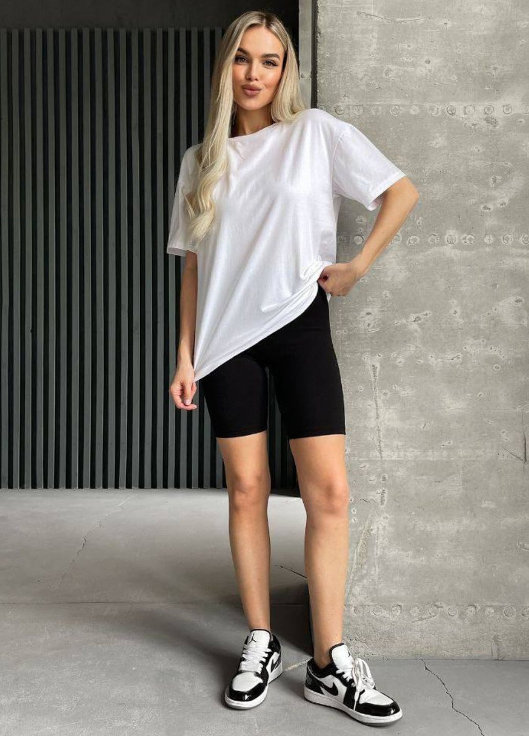 Базовий легкий повсякденний літній костюм двійка: оверсайз футболка + шорти-велосипедки Tik-Tak (326673095)