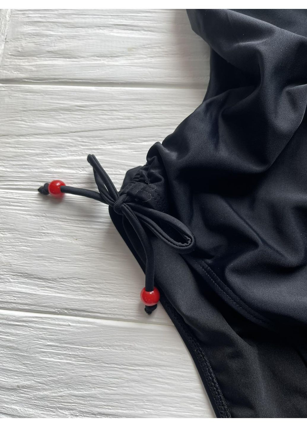 Чорний демісезонний суцільний купальник на одне плече mia mia l29-1 суцільний Adoreswim