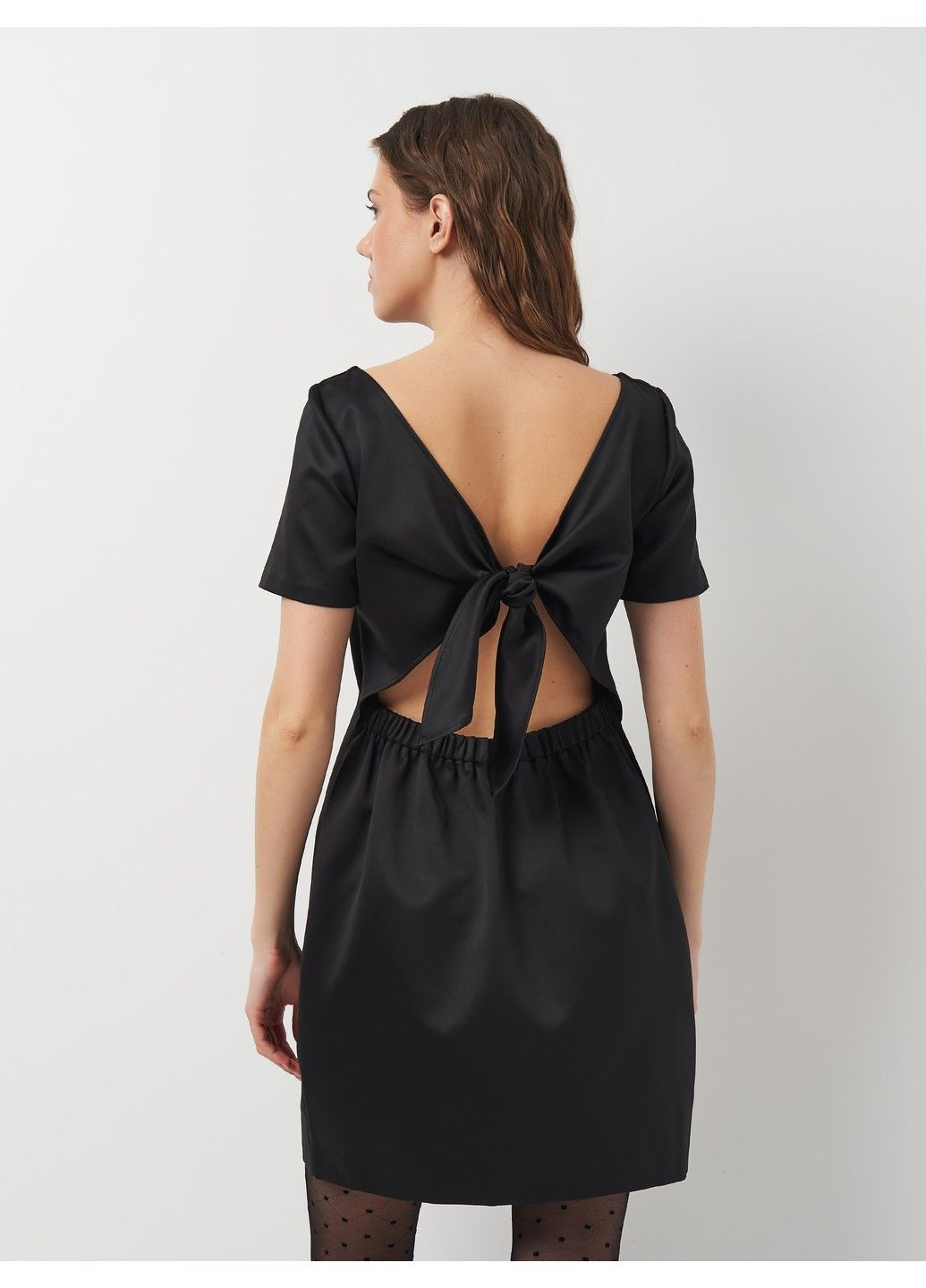 Чорна кежуал сукня H&M однотонна