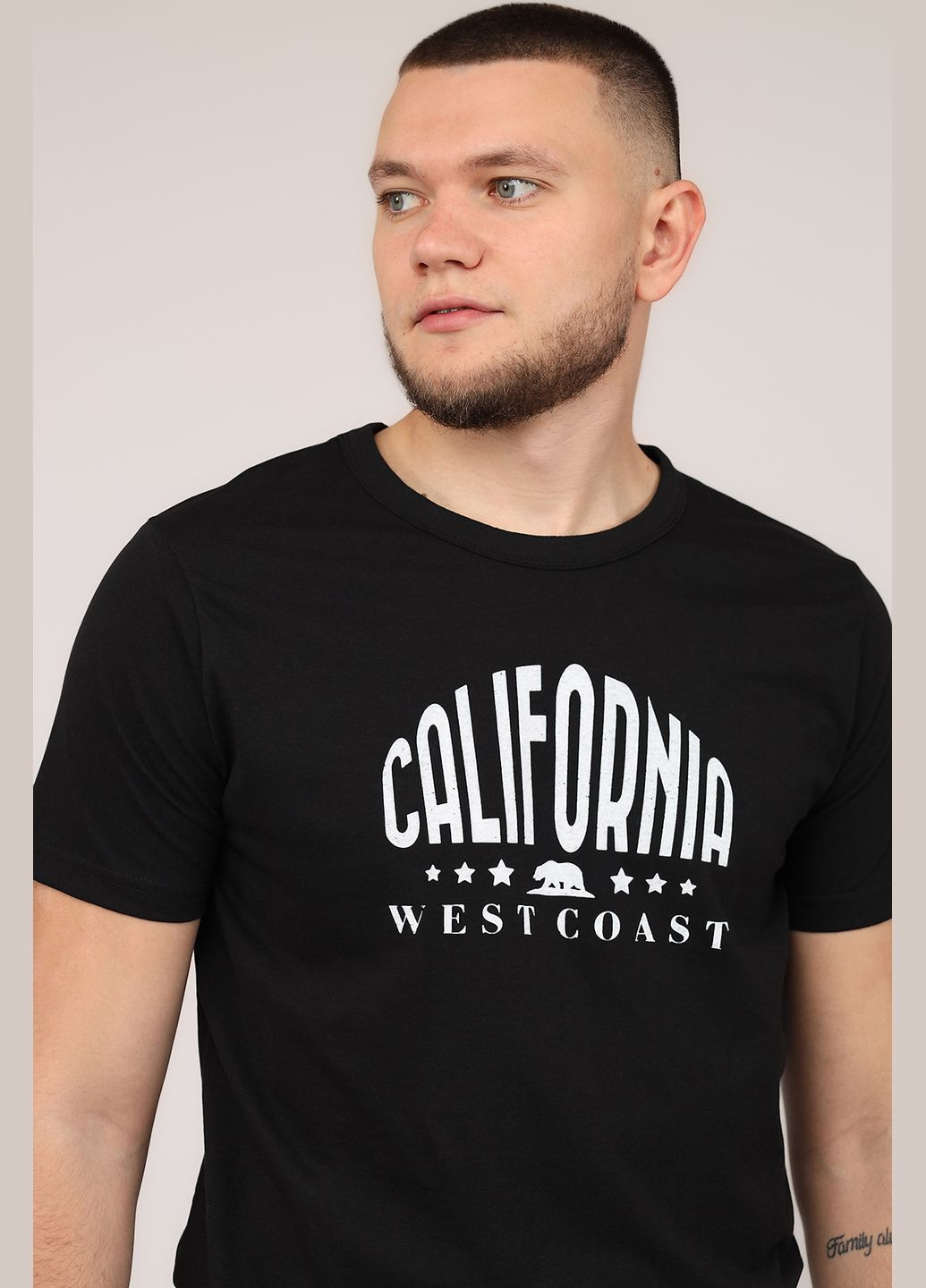 Черная футболка с коротким рукавом мужская цвет черный цб-00273174 Yuki