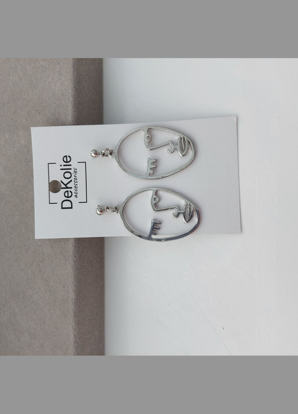 Сережки вмсячі з підвісками Обличчя BS030 срібний DeKolie (332622489)