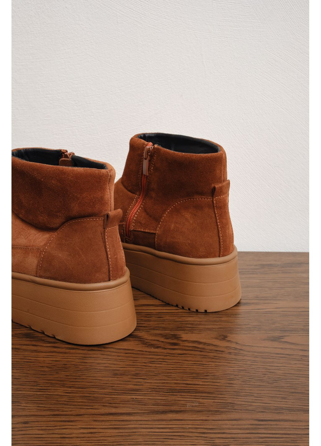 Жіночі короткі зимові уггі з рудої натуральної замші на високій підошві з боковою блискавкою (відшив 3 дні) Paradize (365756008)