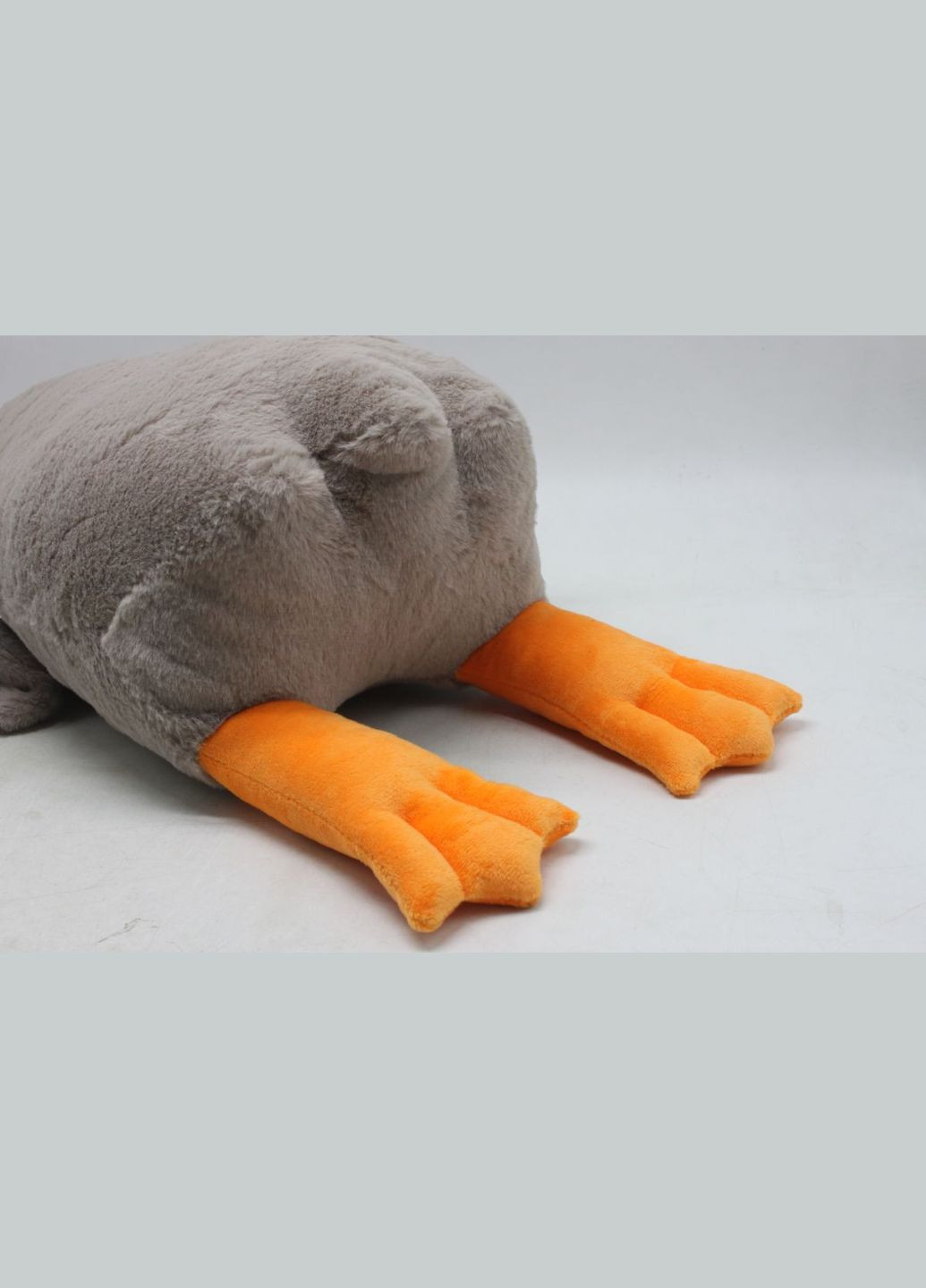 Мягкая игрушка "Гусь-обнимусь", серый (75 см) MIC (290109500)