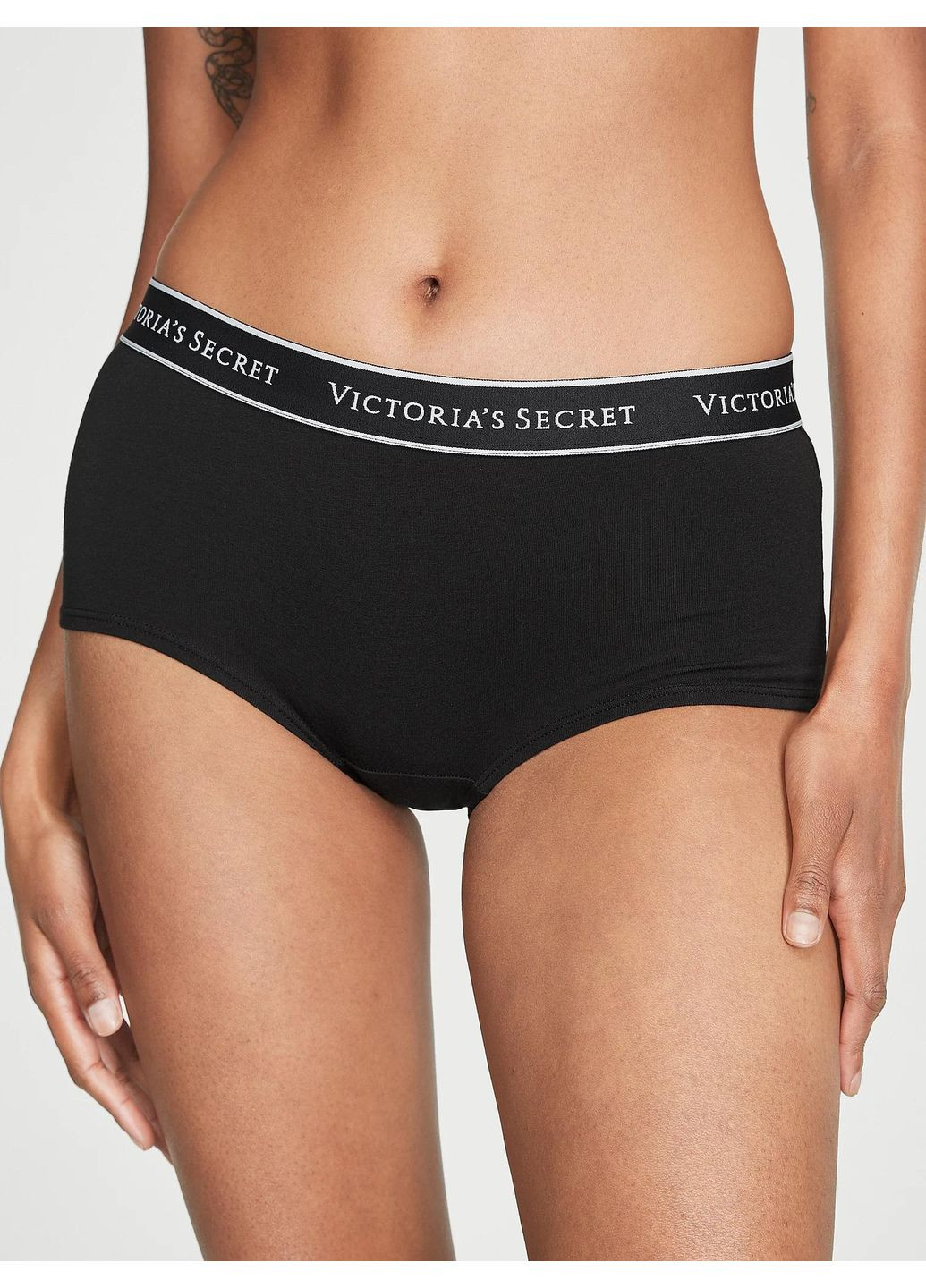 Жіночі трусики Victoria’s Secret Cotton Logo Boyshort Panty – Black, розмір M Victoria's Secret (366880227)