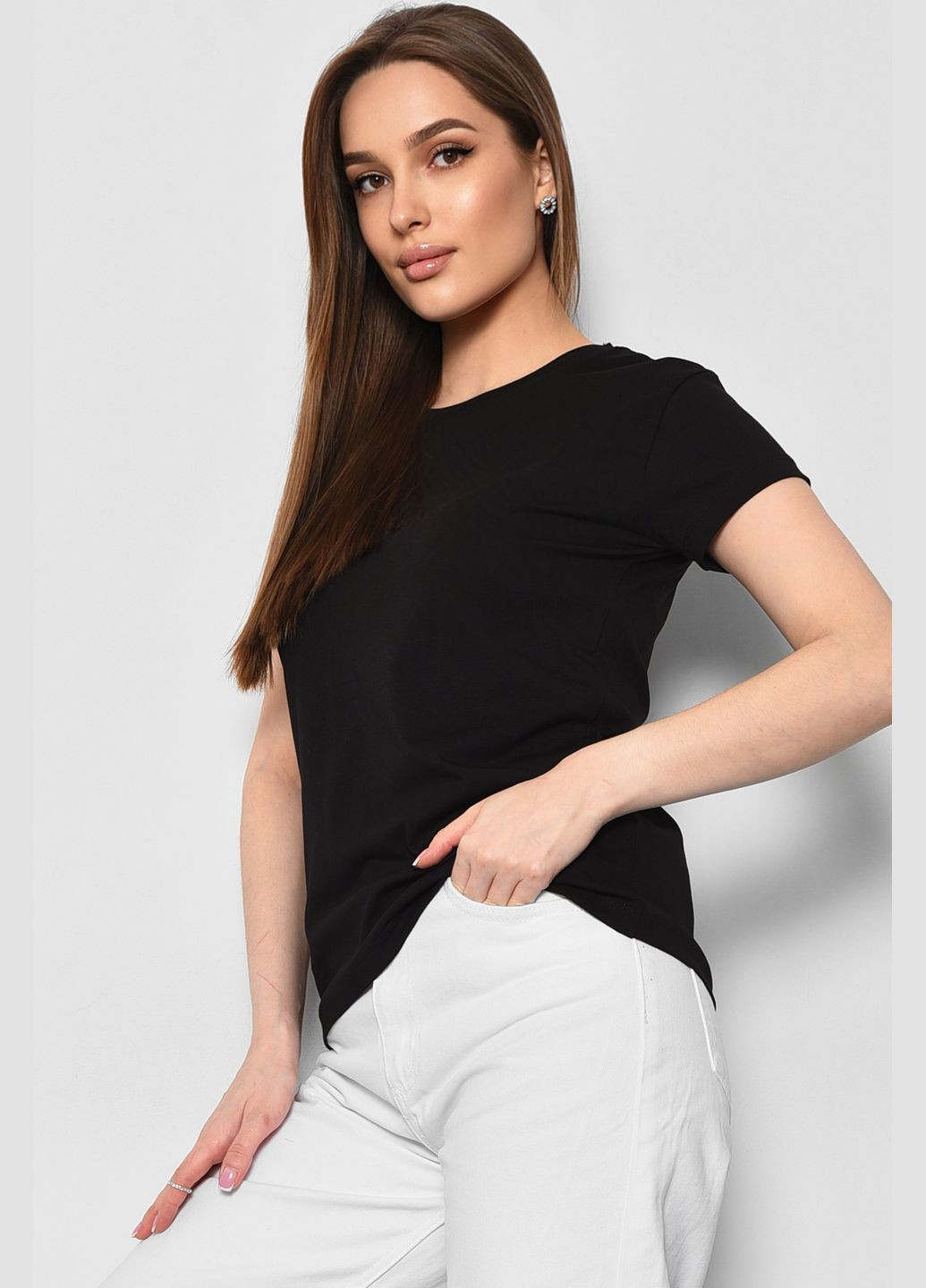 Чорна літня футболка жіноча однотонна чорного кольору Let's Shop