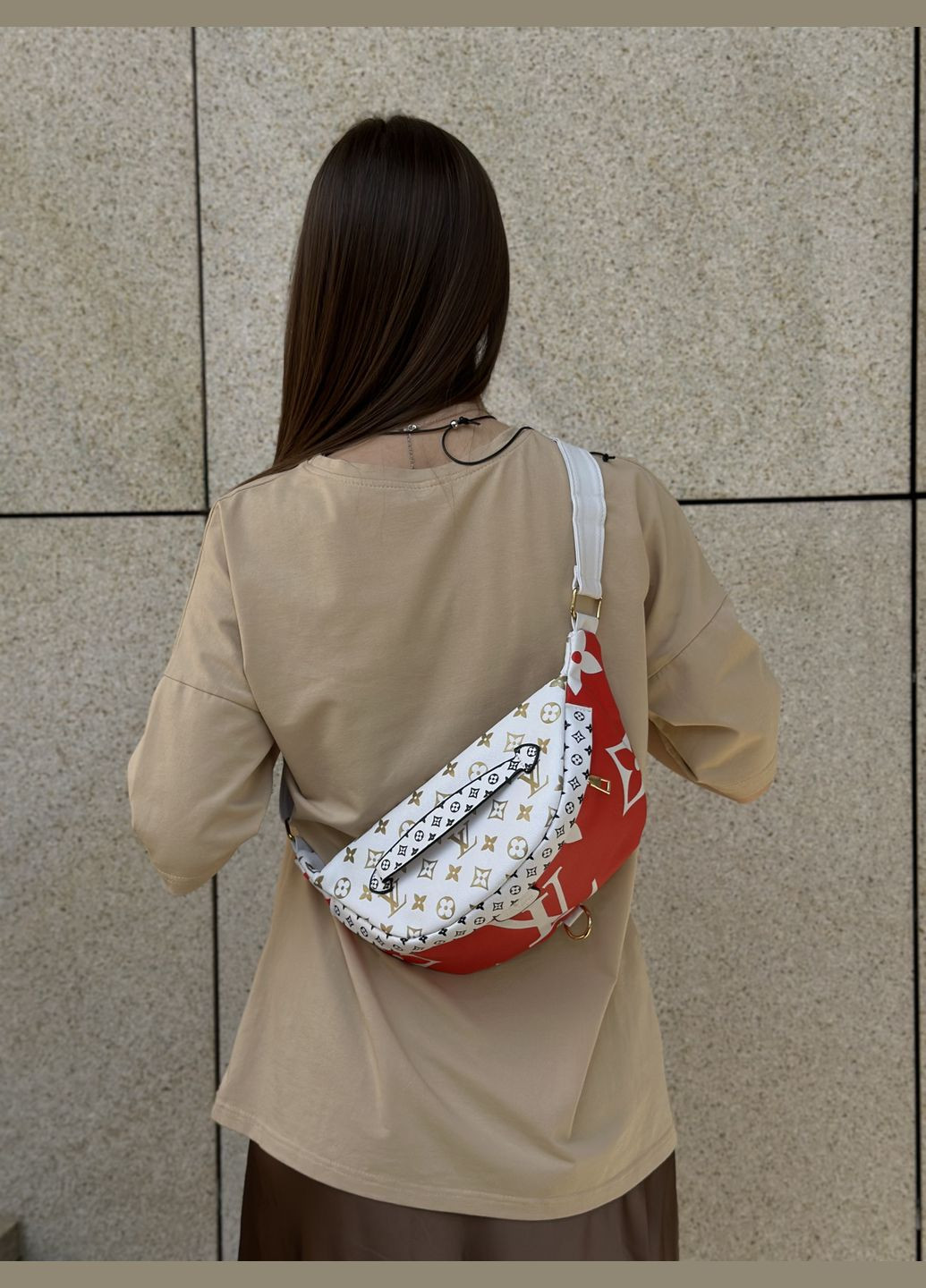 Жіноча сумка LV бананка через плече No Brand (295903402)