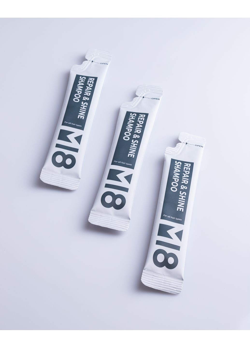 Восстанавливающий шампунь Repair & Shine Shampoo 8 мл M18 (356767905)