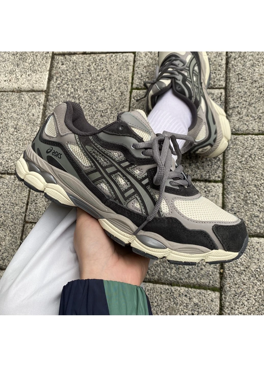 Бежеві кросівки чоловічі asics gel-nyc beige/brown асікс гель нюк бежеві демісезон No Brand