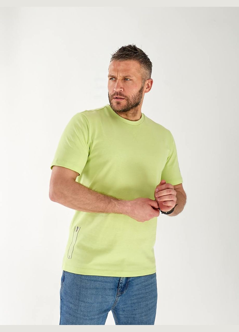 Салатовая мужская футболка Fashion